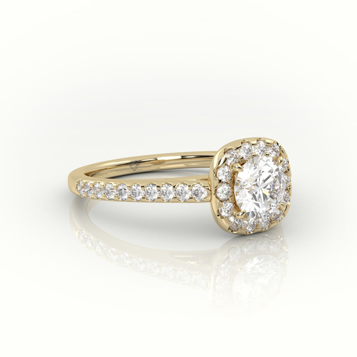 Round Cut Diamond 4 Prongs Halo Scallop Setting Engagement Ring — Yellow Gold