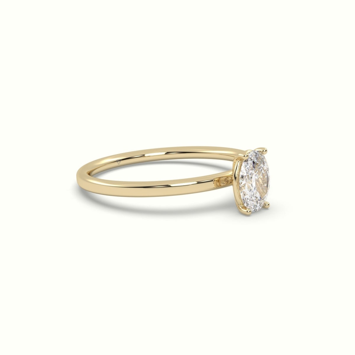 Oval Diamond Solitaire Ring 4 Round Prongs — Yellow Gold