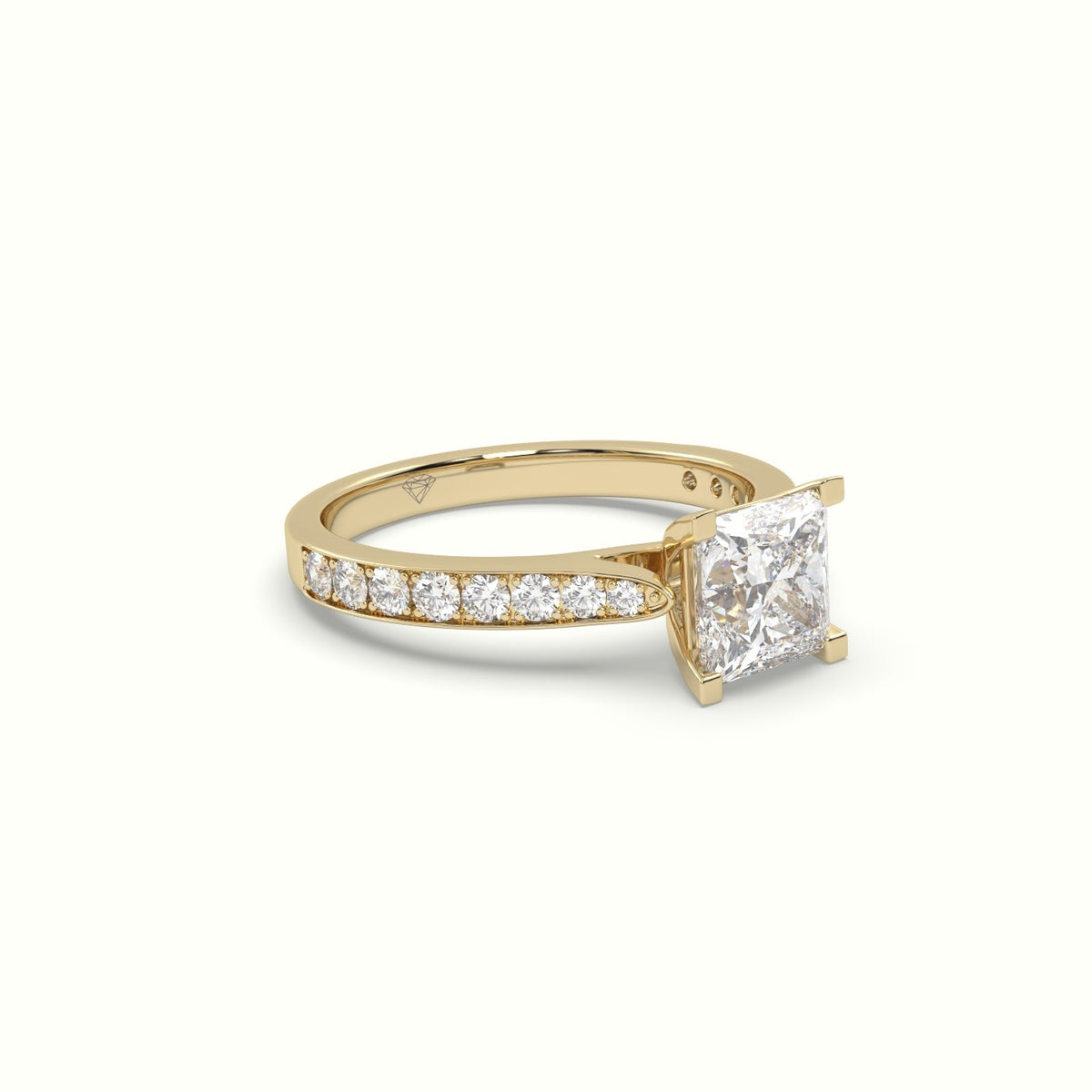 Princess Cut Diamond Engagament Ring With Pave Setting — Yellow Gold