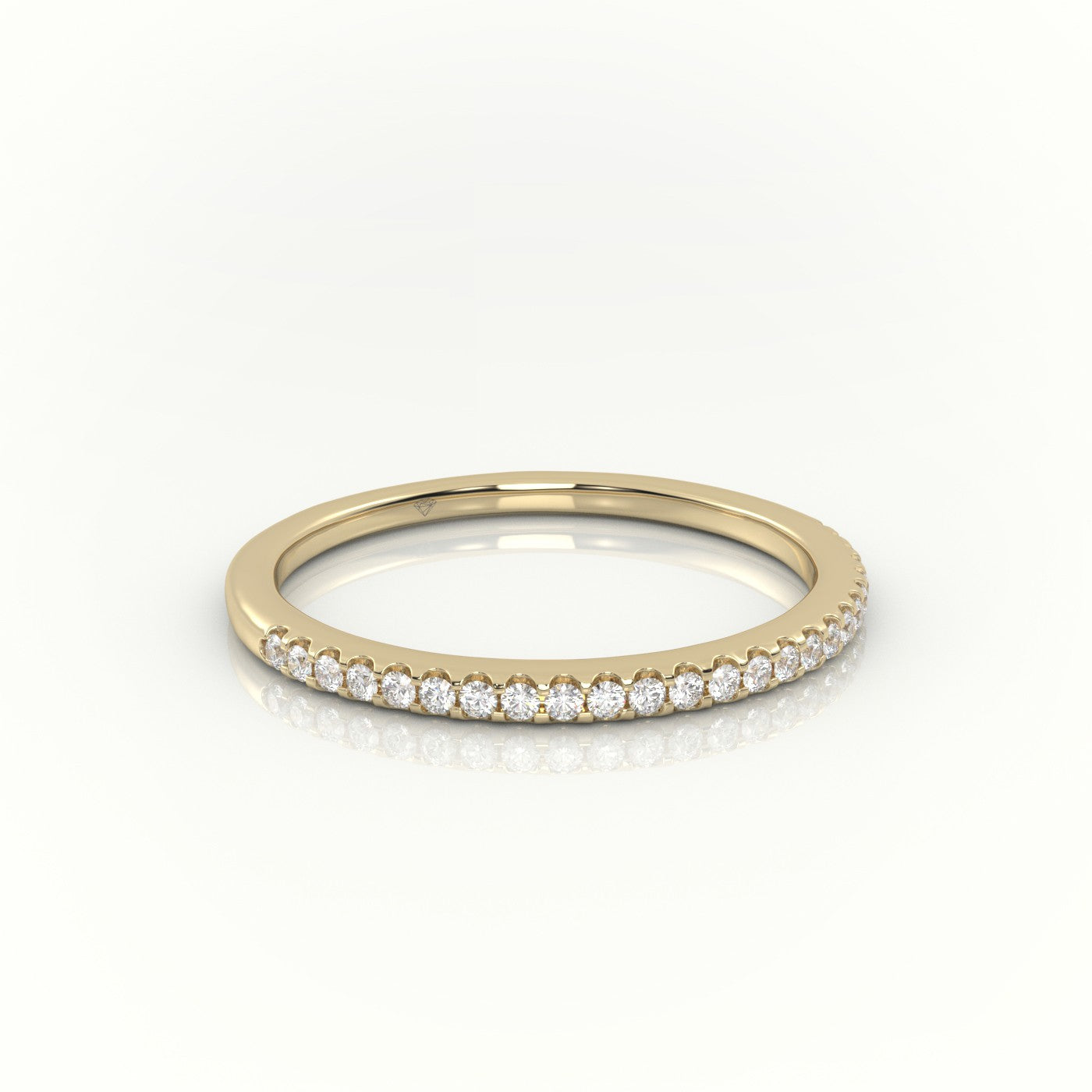Round Cut Diamond Scallop Set Half Eternity Band — Yellow Gold