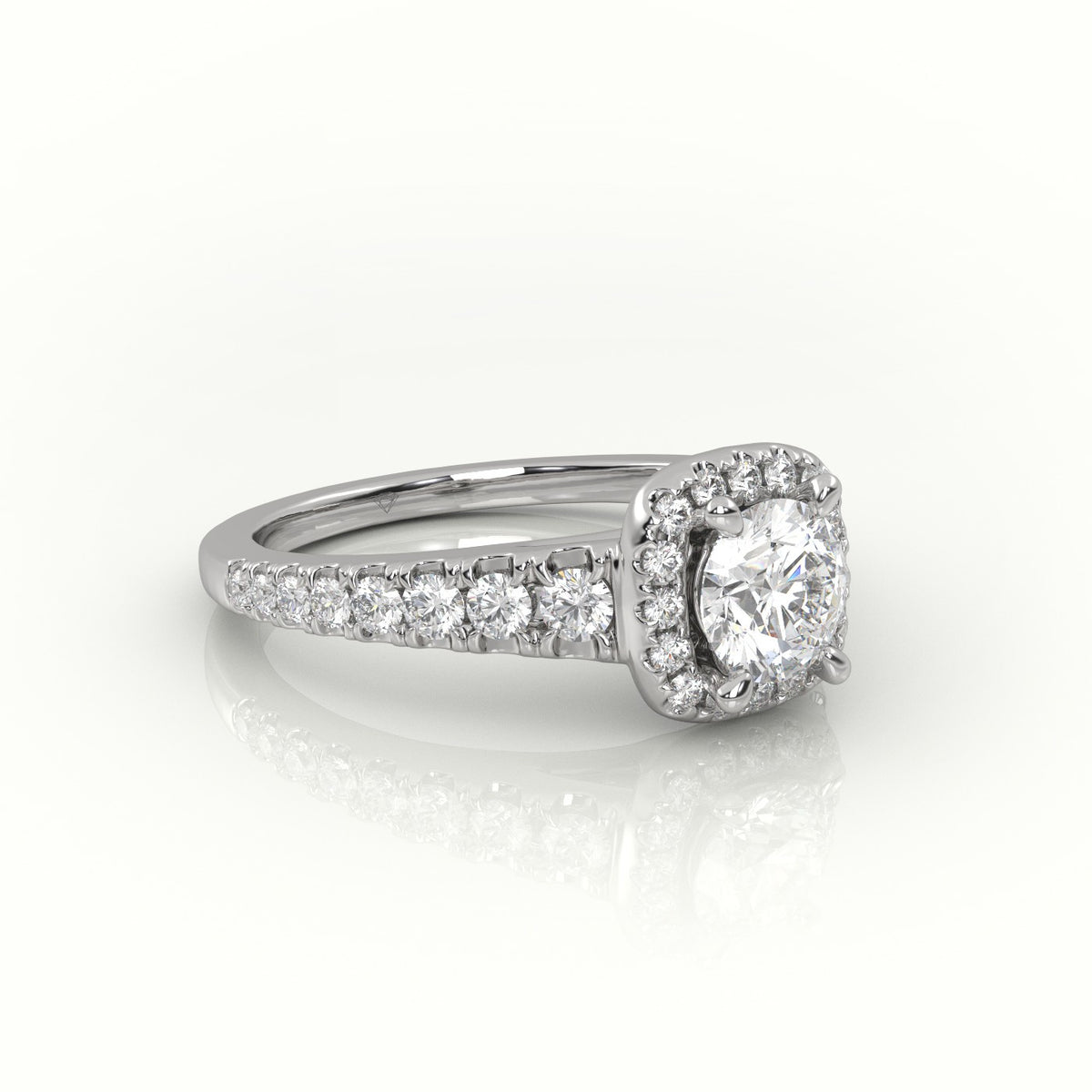 Round-Cut Diamond 4 Prongs Scallop Setting Engagement Ring — White Gold