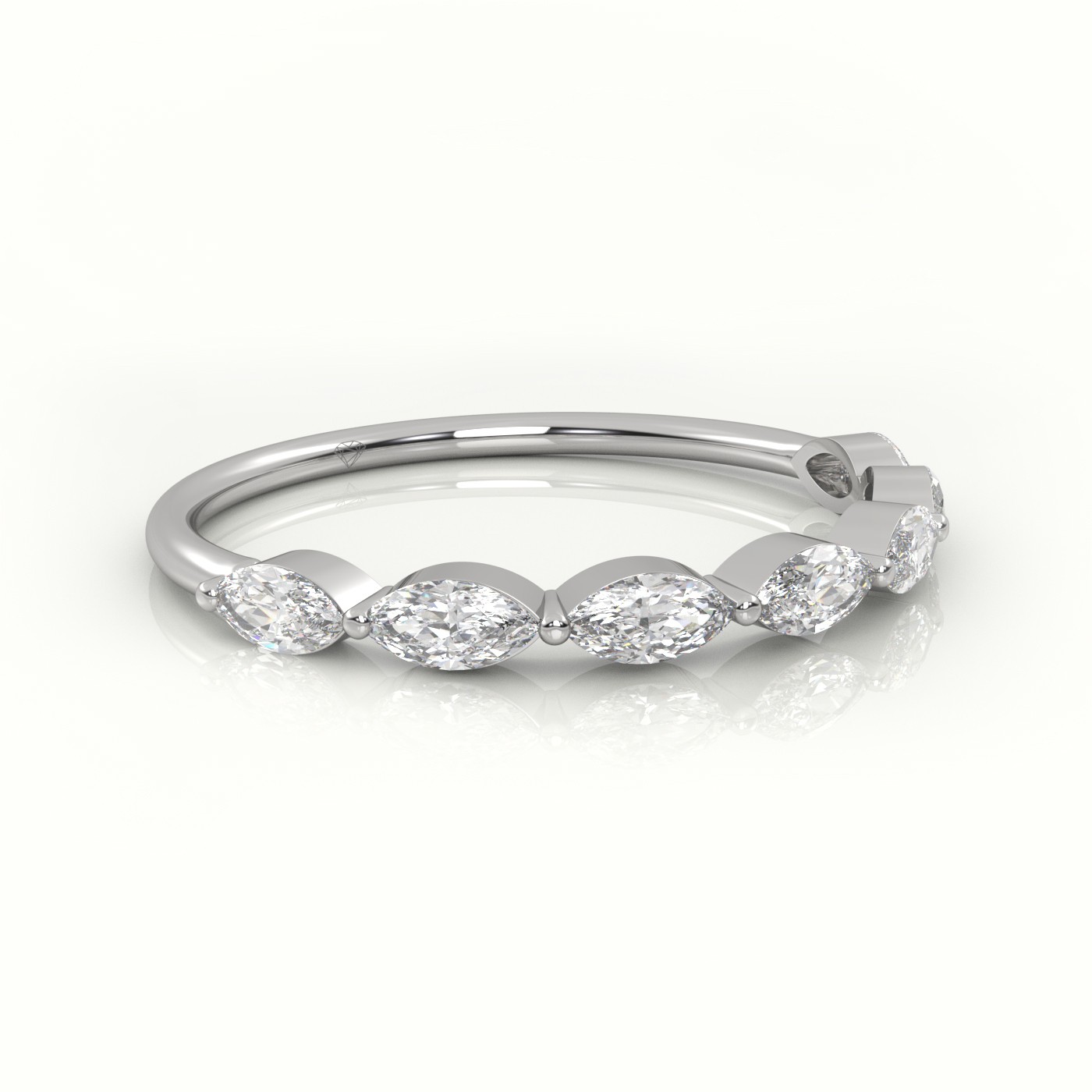 18k white gold  marquise cut diamond designer ring Photos & images
