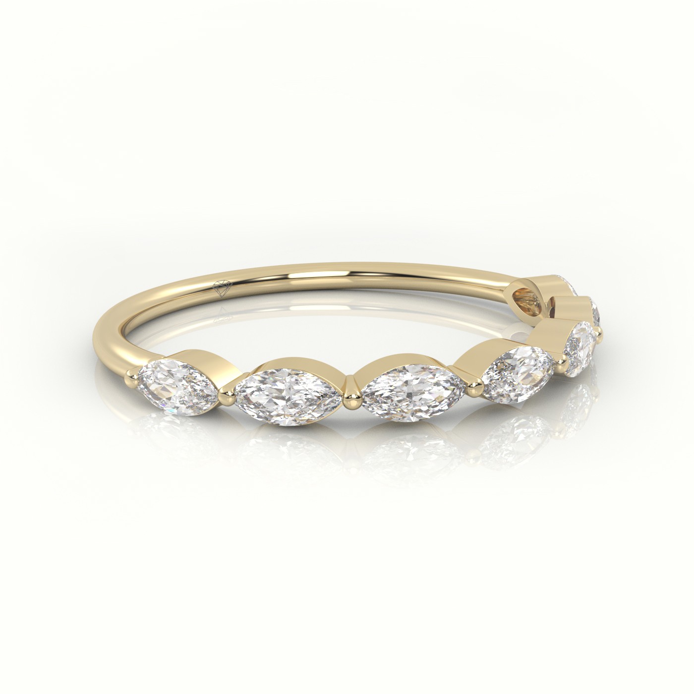 18k yellow gold  marquise cut diamond designer ring Photos & images