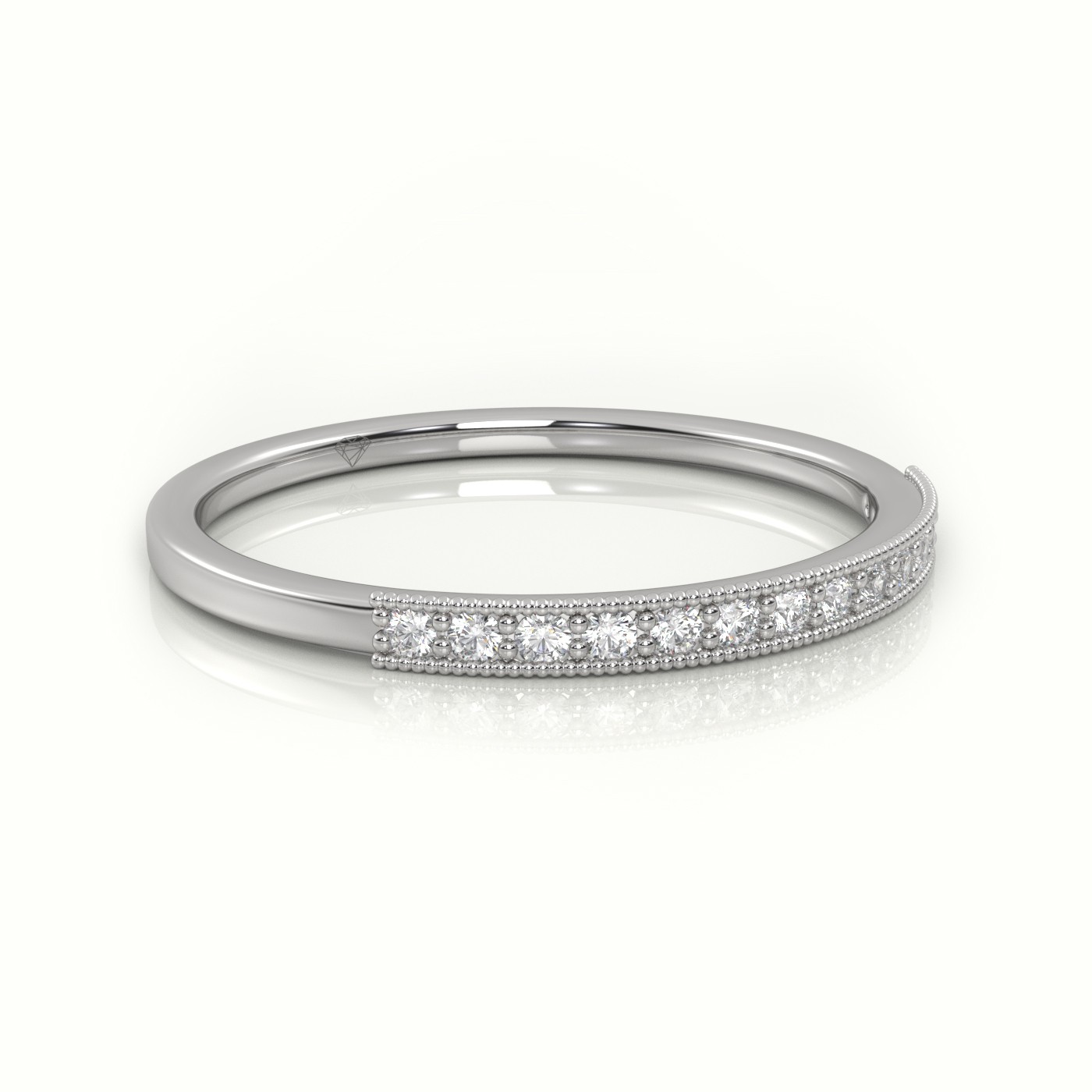 18k white gold  round cut diamond channel milgrain setting designer ring Photos & images