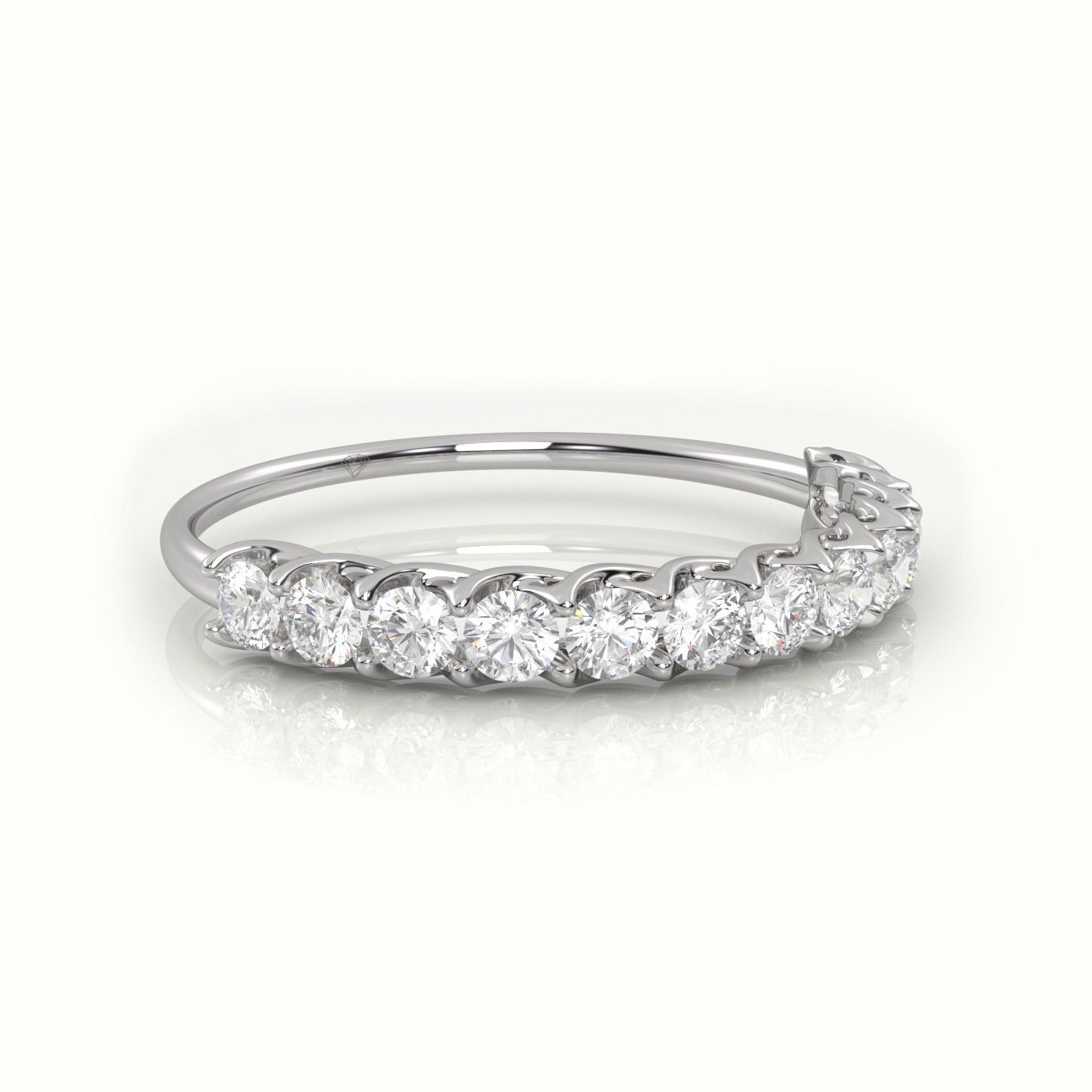 18k white gold  round cut diamond designer ring Photos & images