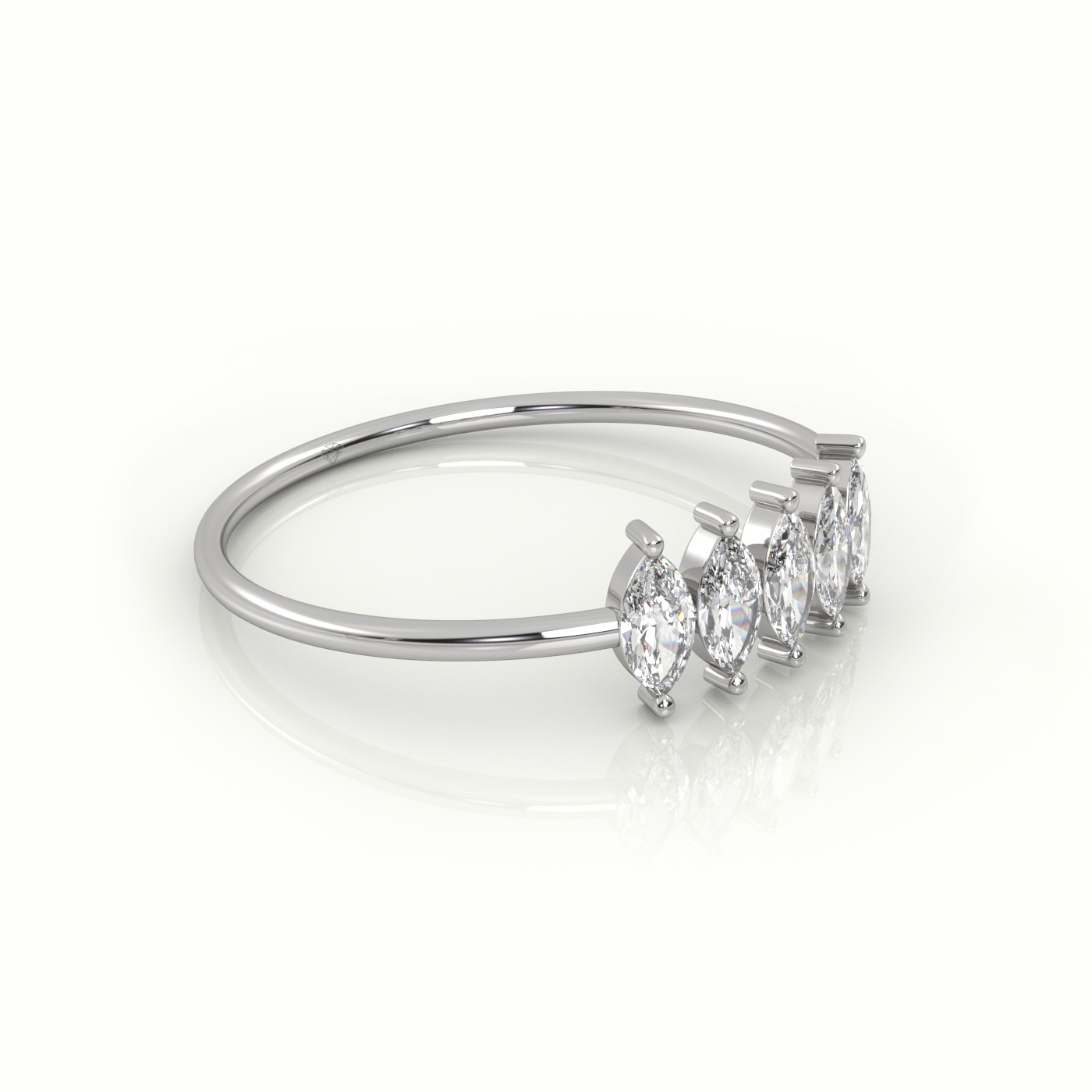 18k white gold  marquise cut diamond designer ring Photos & images