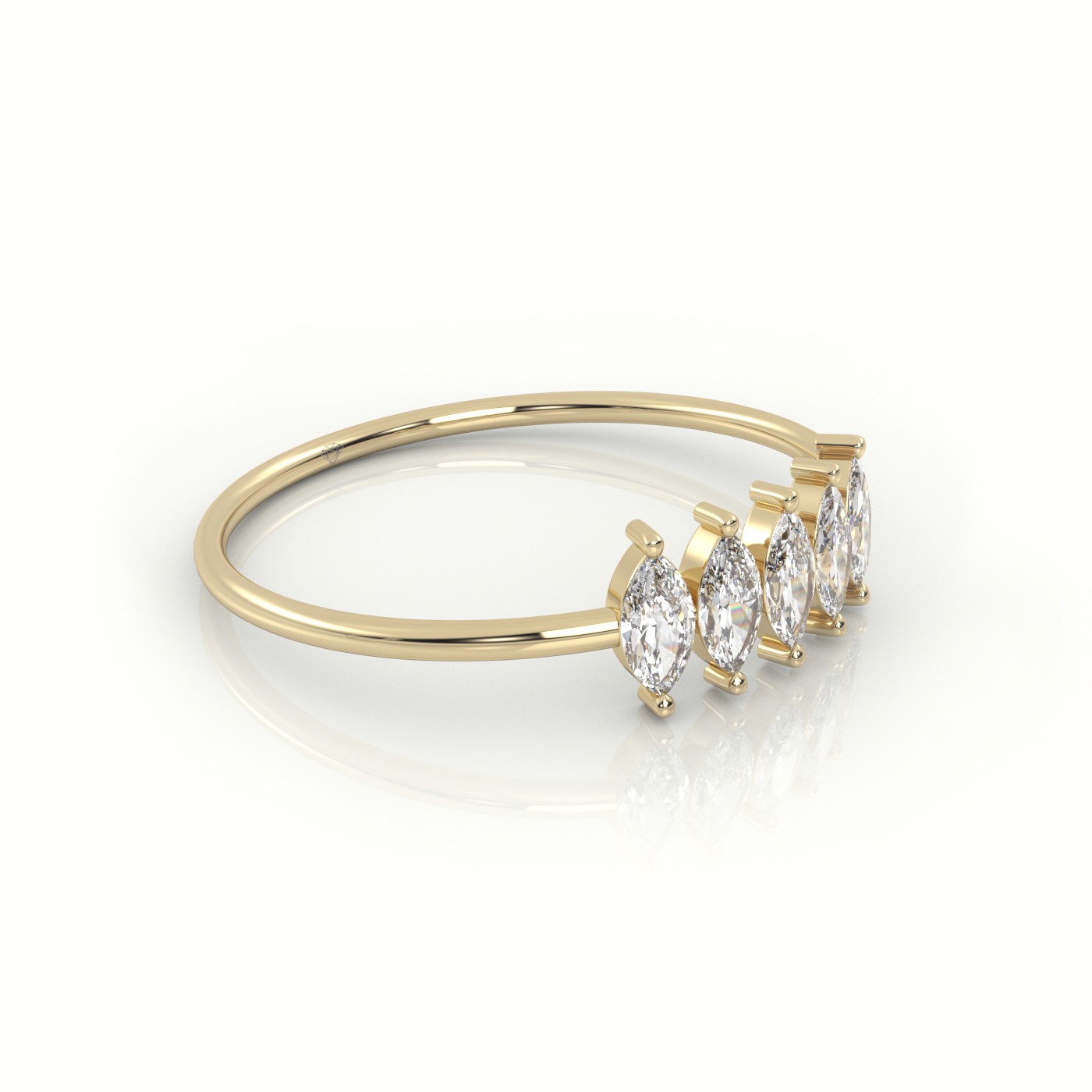 18k yellow gold  marquise cut diamond designer ring Photos & images