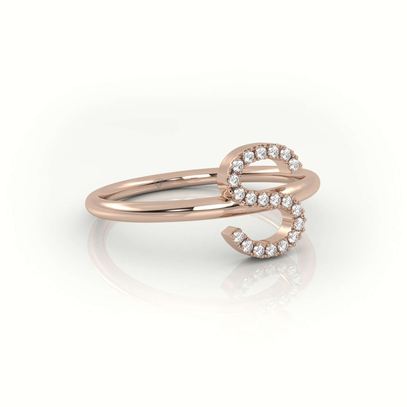 18k rose gold  round cut diamonds “s” initials monogram alphabet ring Photos & images
