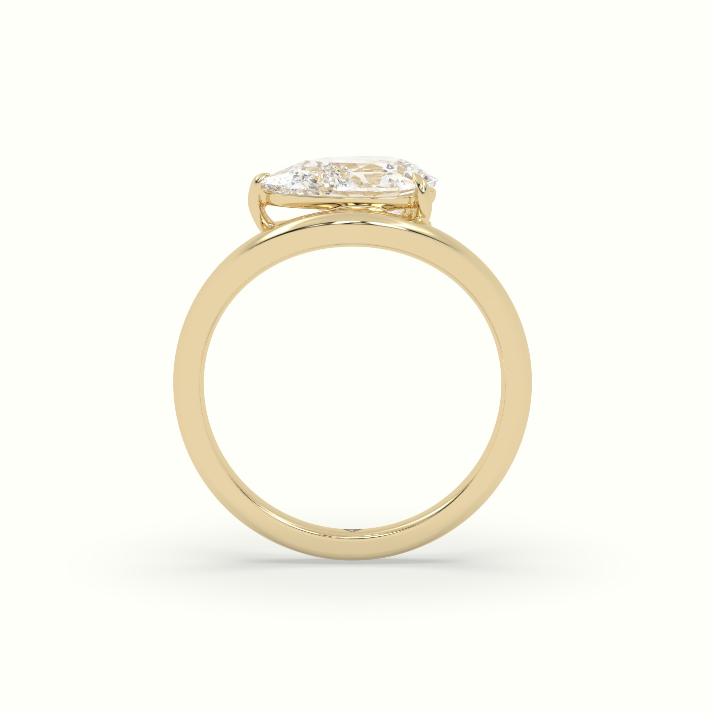 18k yellow gold pear diamond solitaire ring Photos & images