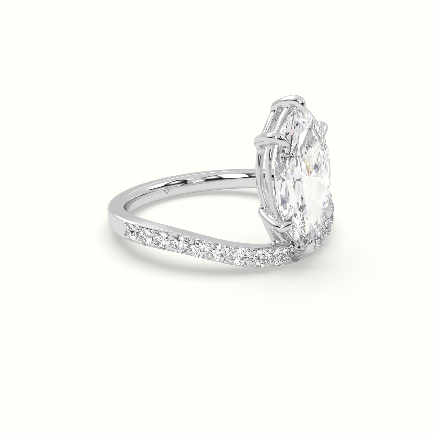 18k white gold marquise diamond solitaire curved pavé ring Photos & images