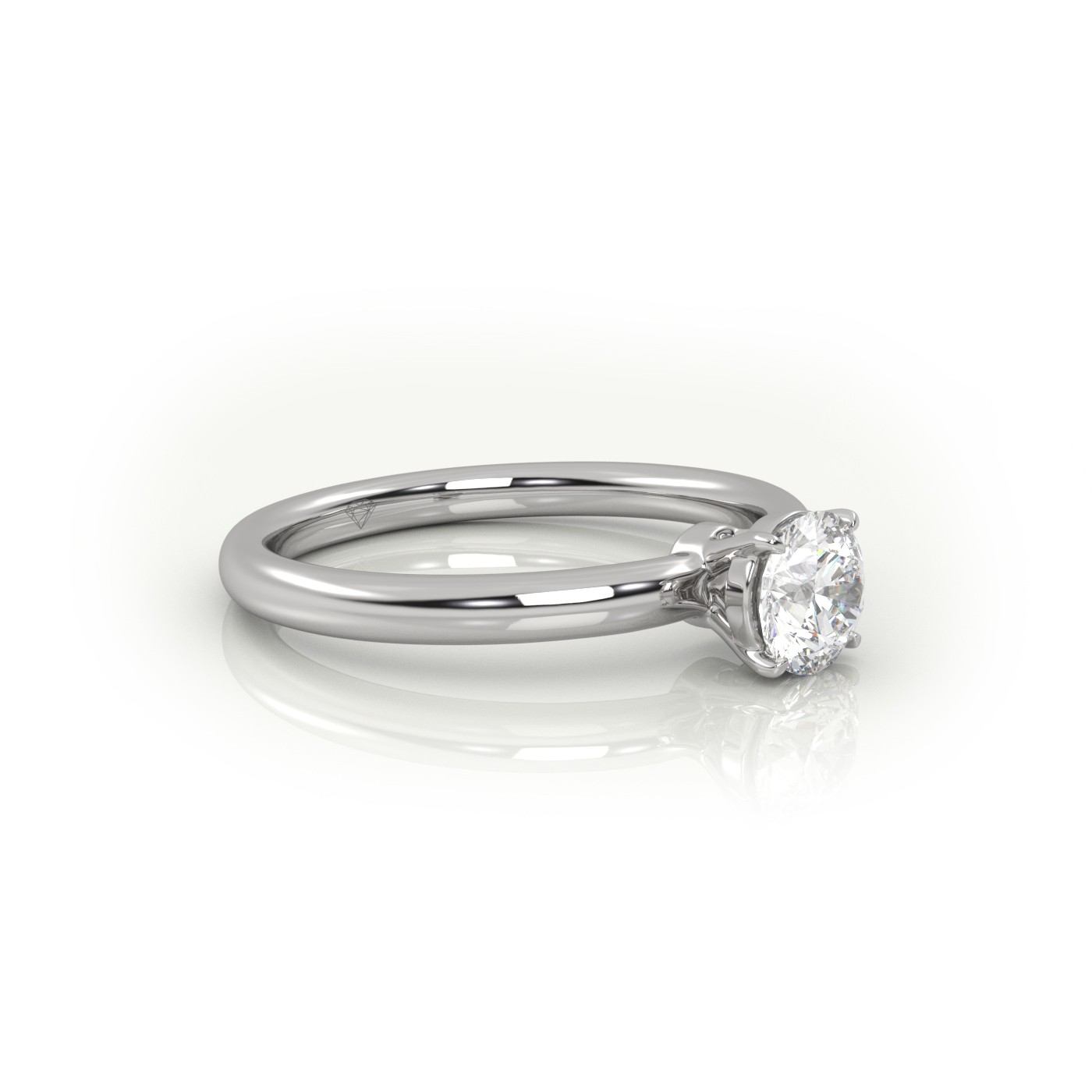 Exquisite PLATINUM Solitaire Diamond Engagement Ring